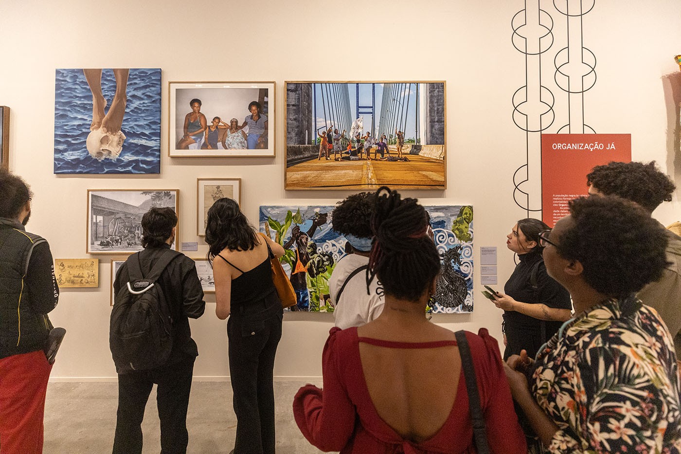 Installation view, opening of the exhibition Dos Brasis, 2023. Photo: Matheus José Maria