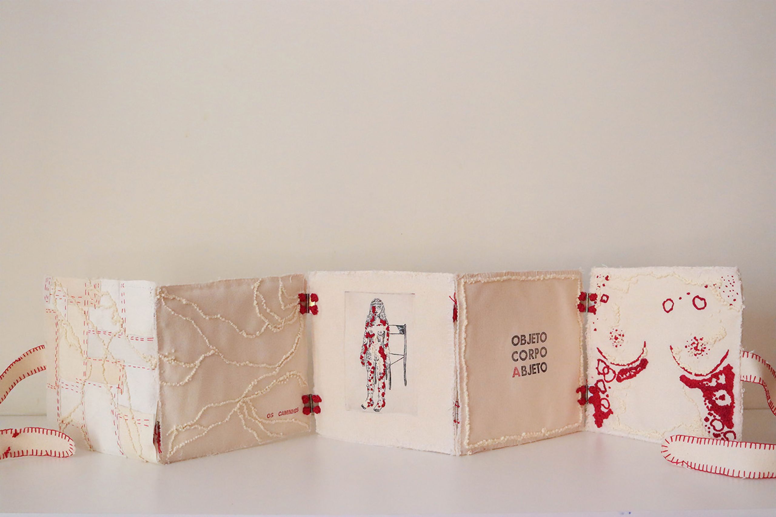 Naomi Shida, TRANSCAMINHAR (TRANSMOVING), 2022. Courtesy the artist.