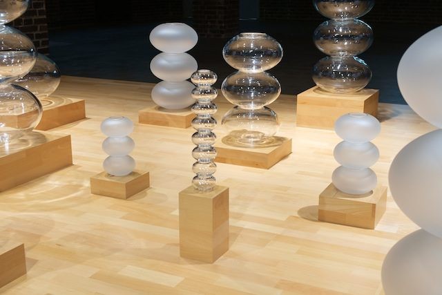 On Science Fiction, Music and Clapping... - Contemporary And