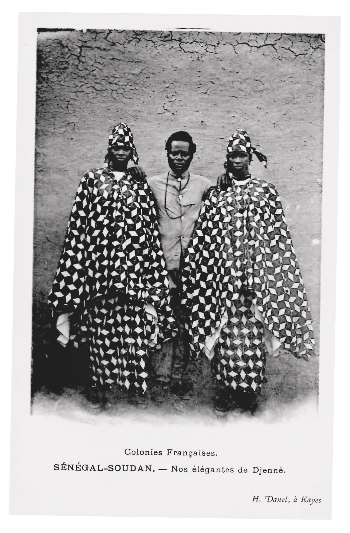 Our Elegants of Djenne, Undated, H. Danel, Kayes, Mali. Courtesy of The McKinley Collection and The African Lookbook