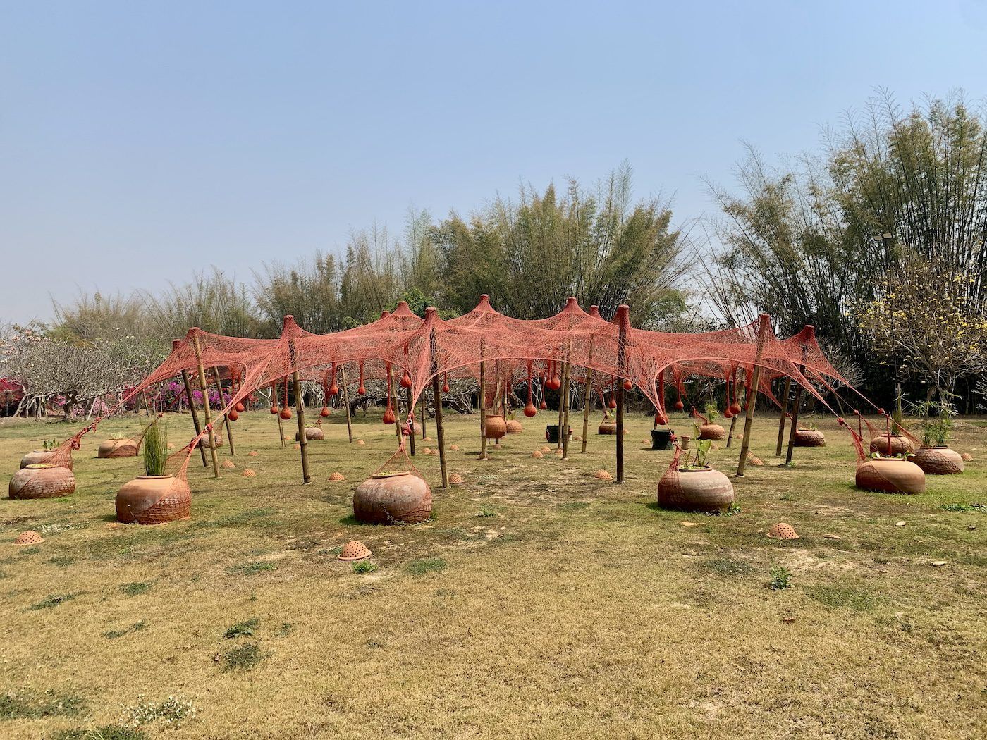 Ernesto Neto, Chantdance, 2023. For the biennale, Neto created an installation that offers an environment of communion and meditation, inspired by his research trip in Chiang Rai to Wat Mung Muang (Temple). Photo: C&