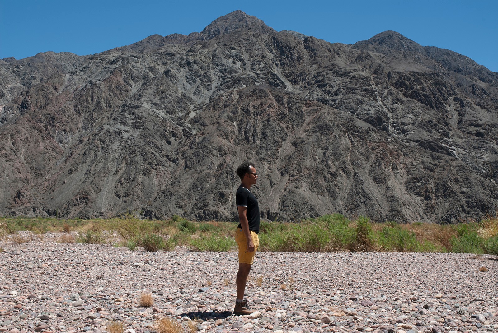 O espaço se torna lugar na medida em que eu me familiarizo com ele, 37’49’, 2015_2017, Rommulo Vieira Conceição, Negros Indícios Exhibition.