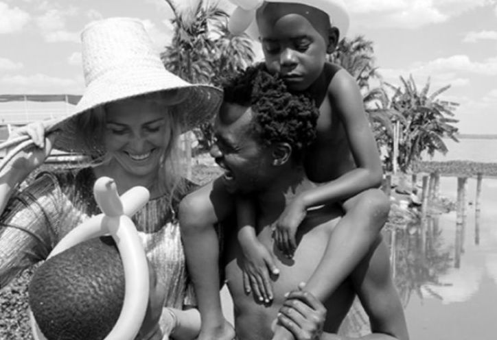 Who Says, Who Shows, What Counts: Thinking about History with The Block’s Collection