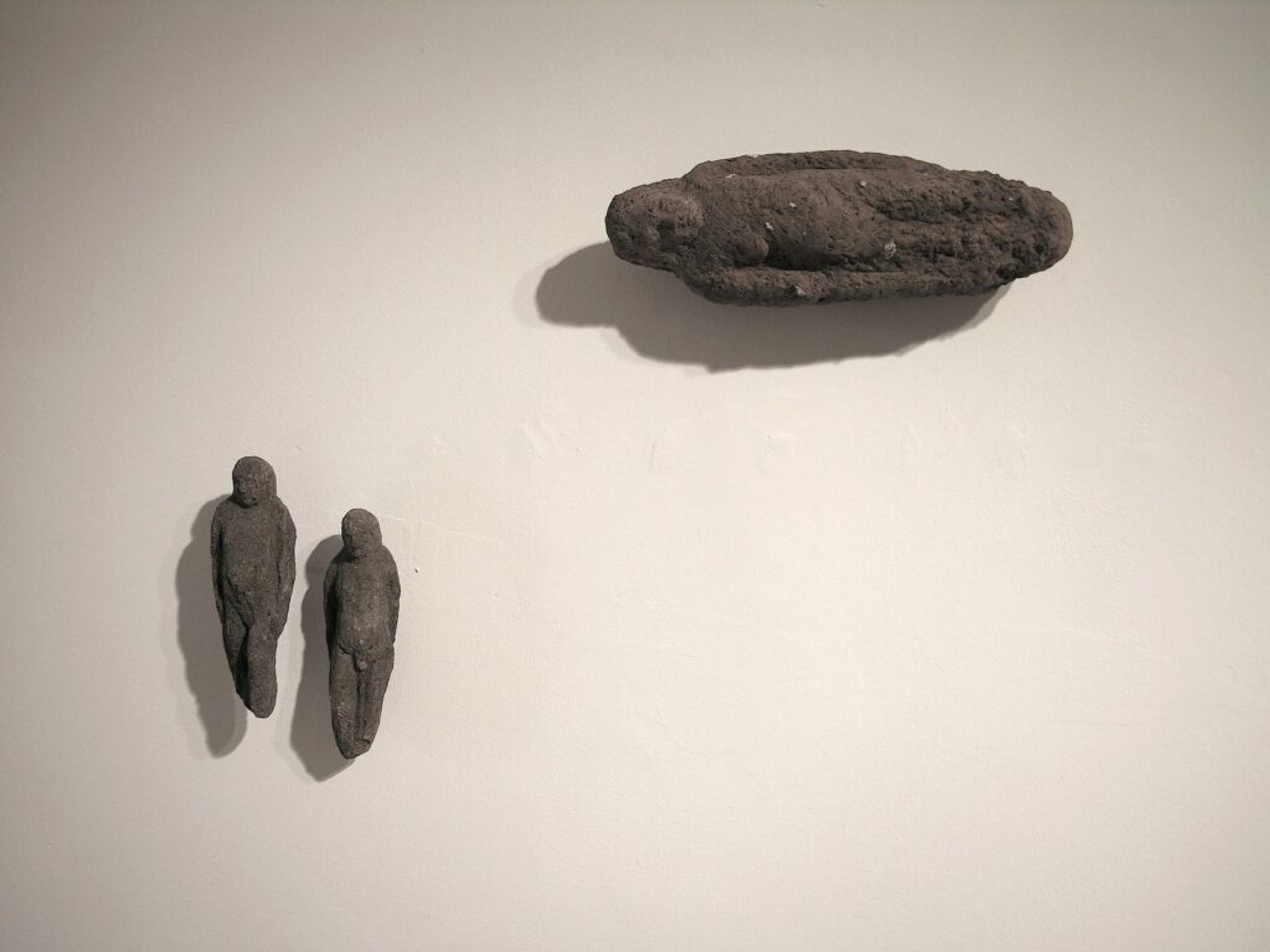 Traces, Finding