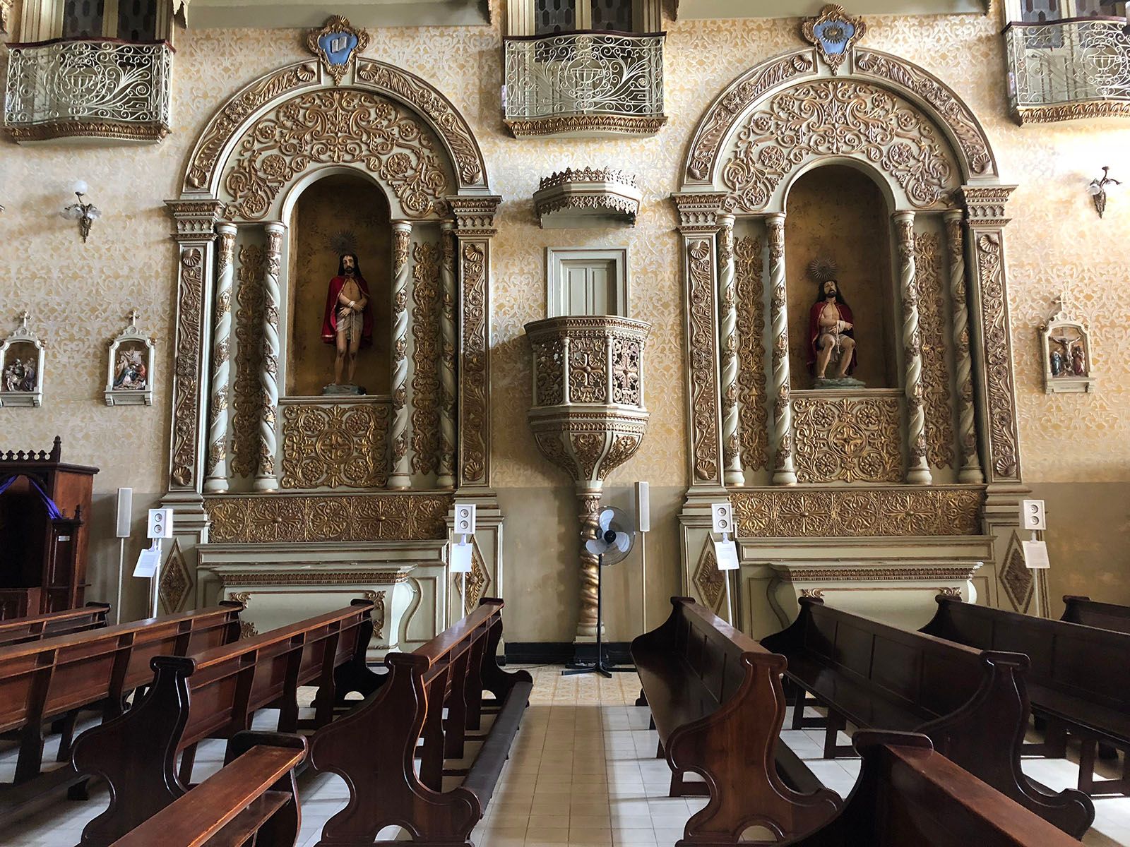 Sound installation with indigenous voices from Latin America and Nigeria, at the Nossa Senhora das Dores Church.