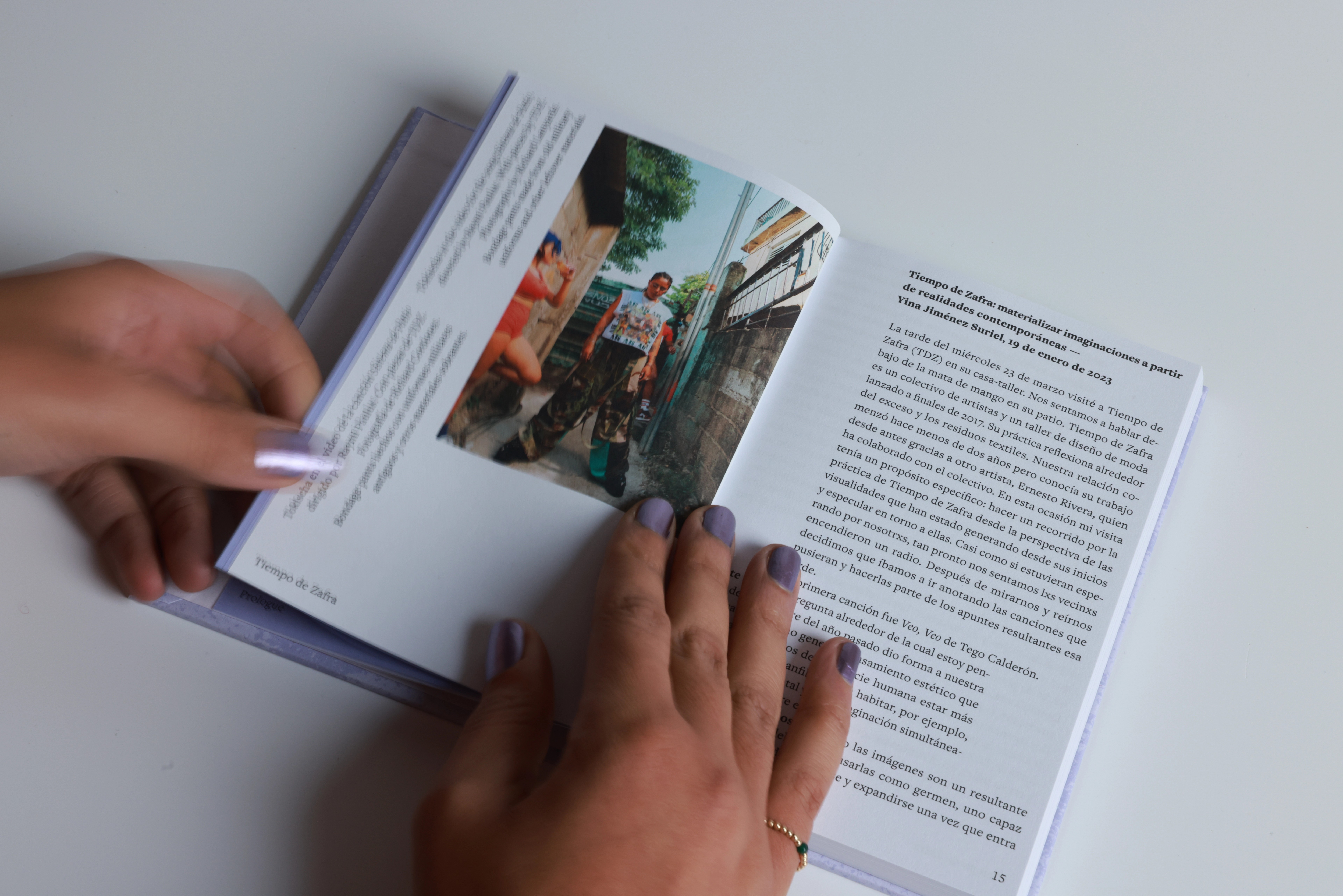 All that it holds. Tout ce qu’elle renferme. Tudo o que ela abarca. Todo lo que ella alberga.