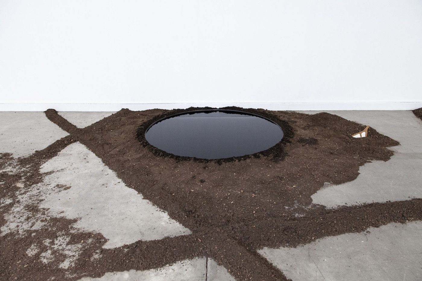 Minia Biabiany, j'ai tué le papillon dans mon oreille, personal exhibition, in Magasin des horizons, Grenoble, France, 2020. © Camille Olivieri. Courtesy of the artist.