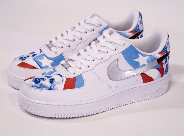Miguel Luciano, Machetero Air Force One's (Filiberto Ojedo Uptowns), 2007, Vinyl and acrylic on sneakers. Courtesy of the artist