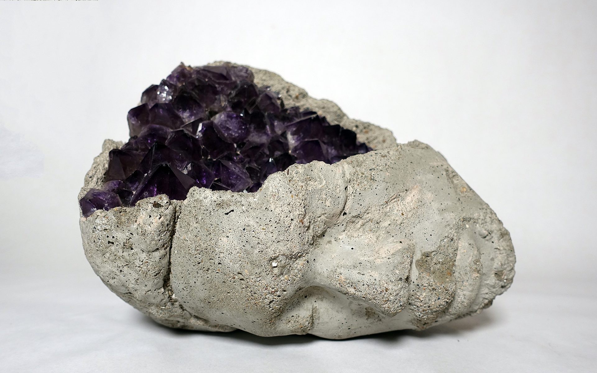 Damon Davis: Filling in the Cracks