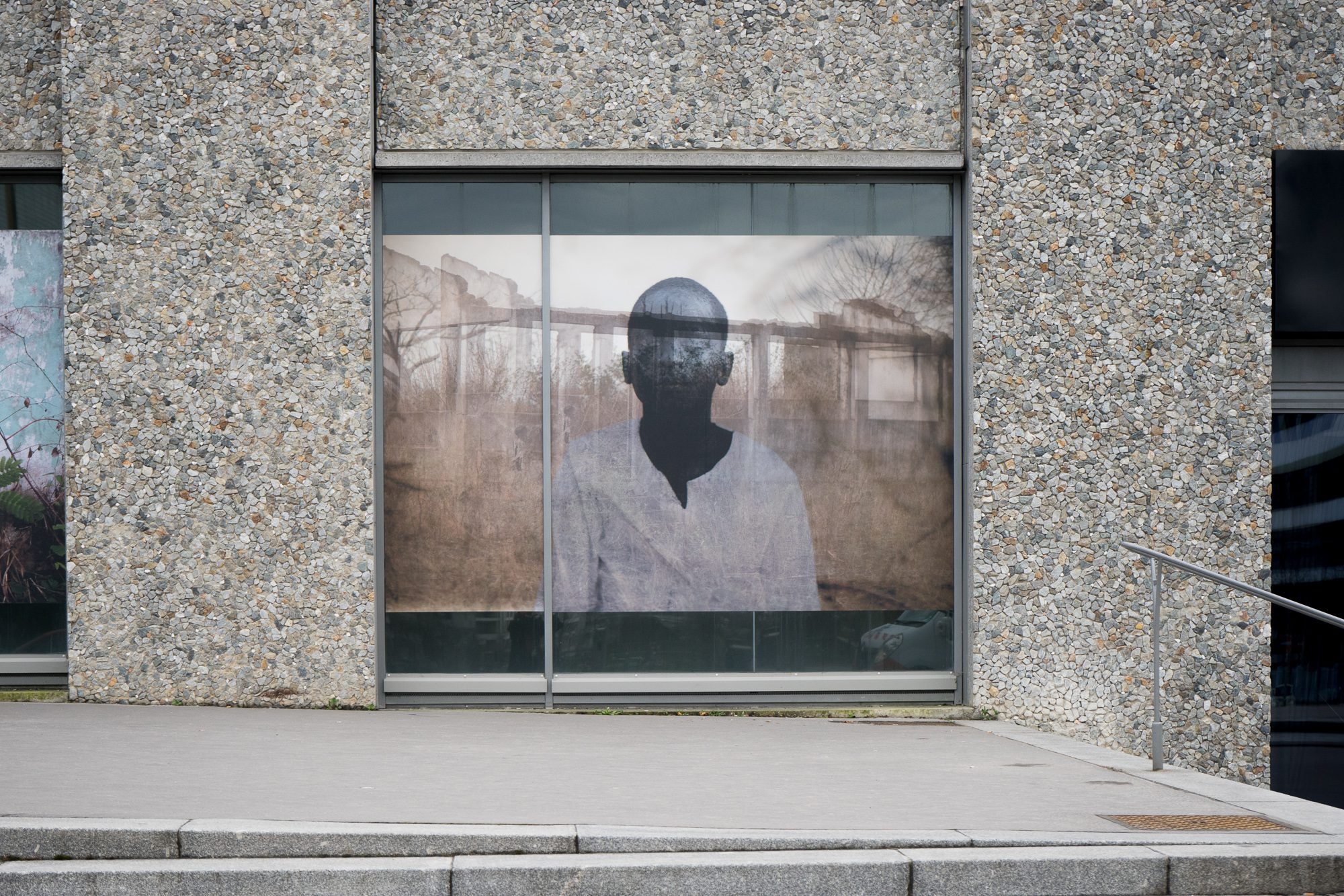 Mário Macilau. Installation view of “Circle of Memories”at La Terrasse espace d’art de Nanterre, 2021.