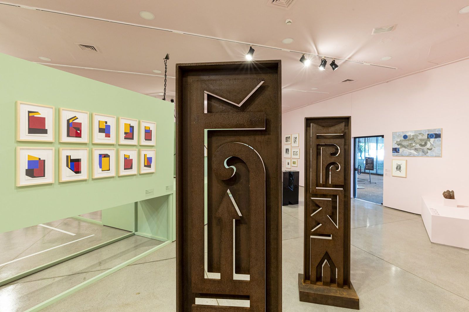 Mãos: 35 anos da Mão Afro-Brasileira