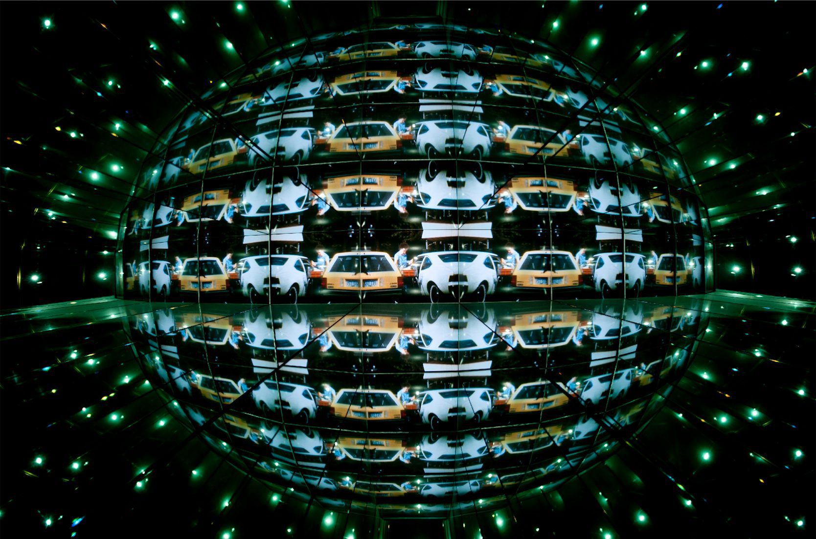 Senses of Time : Video and Film-Based Works of Africa