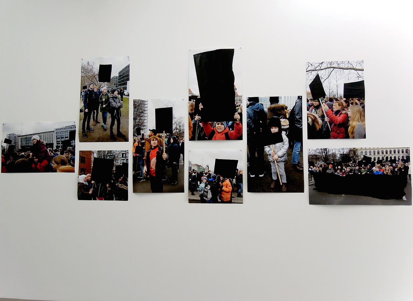 Minerva Cuevas Serie Zukunft (Future Series). Photography, digital print, ink, 2019.