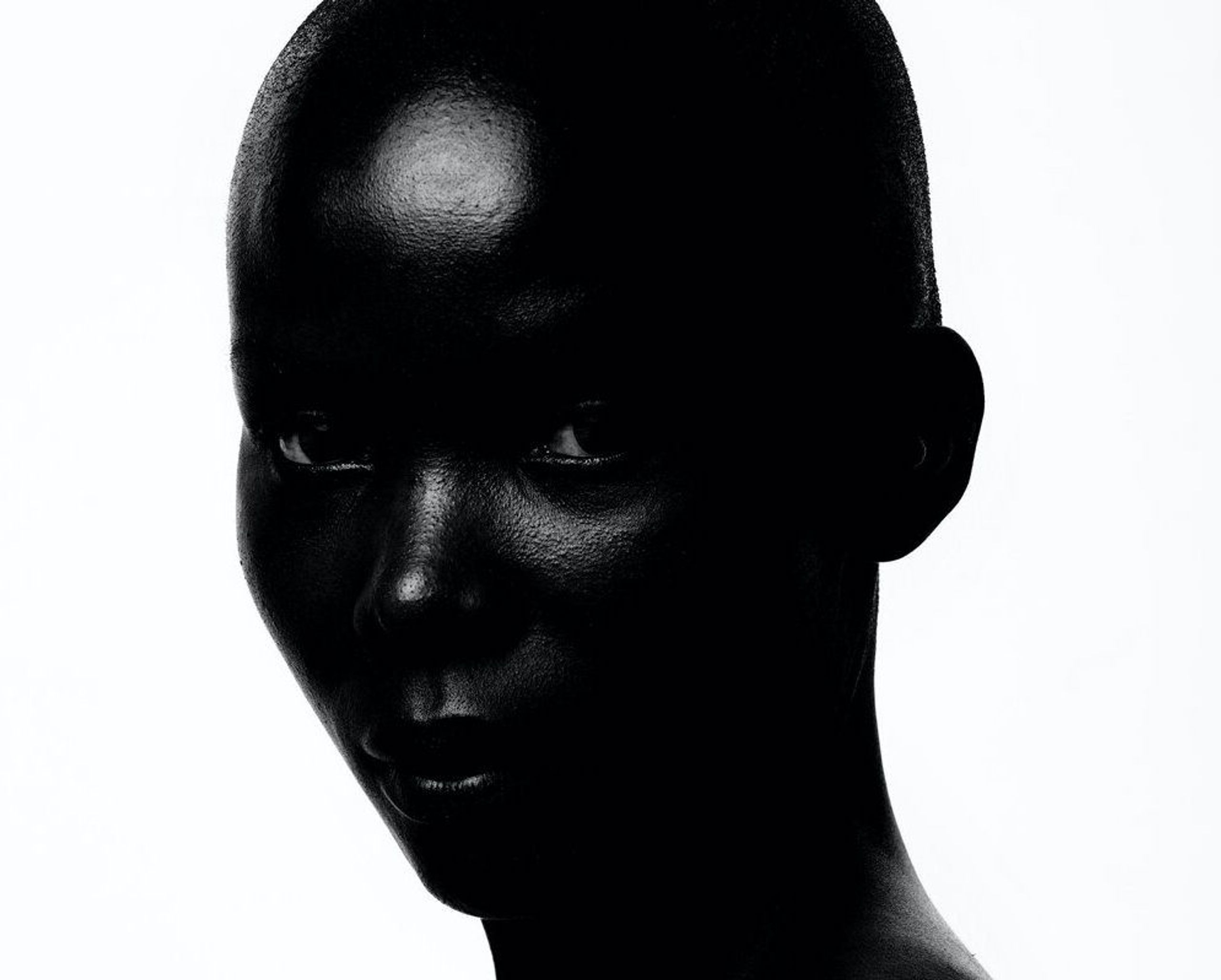PORTR-8: 8 New Faces in Contemporary Portraiture