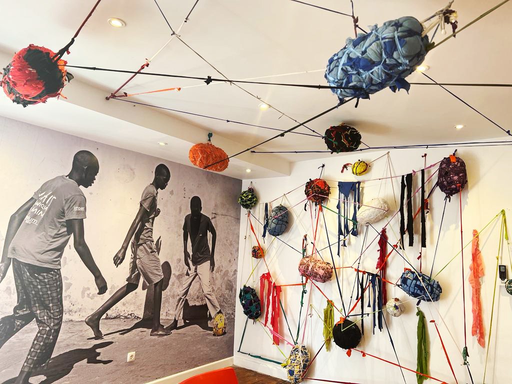 Amarildo Rungo brings his art from the periphery to downtown Maputo