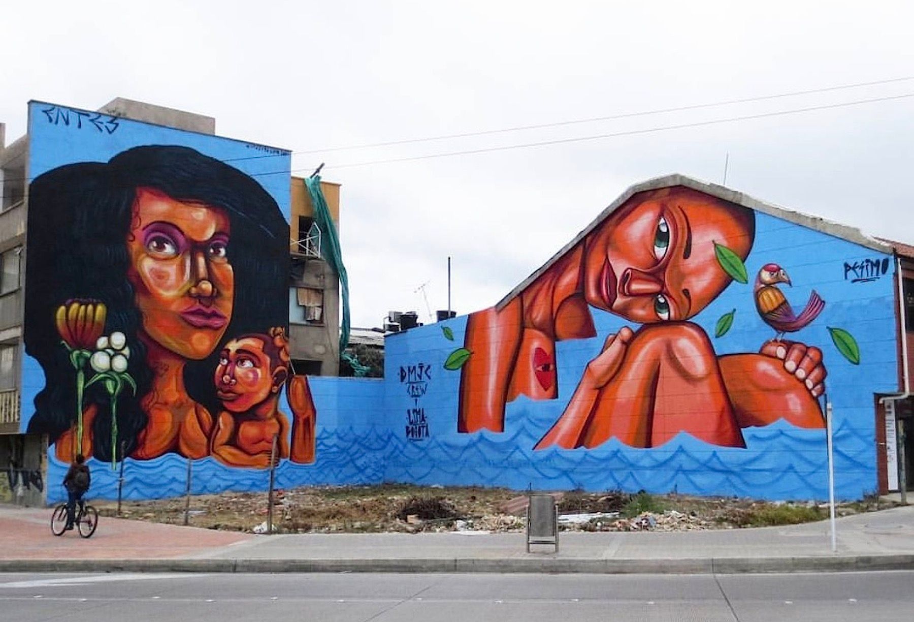 Mural by Entes&Pésimo. Foto: Heriberto Paredes.