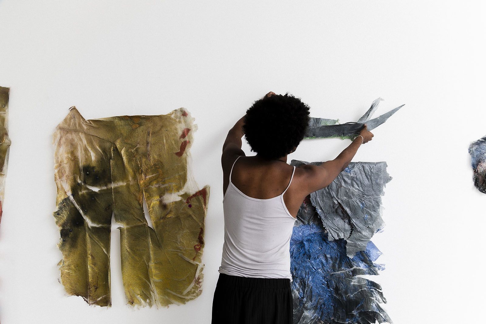 HOA Gallery is redesigned as a non-profit initiative