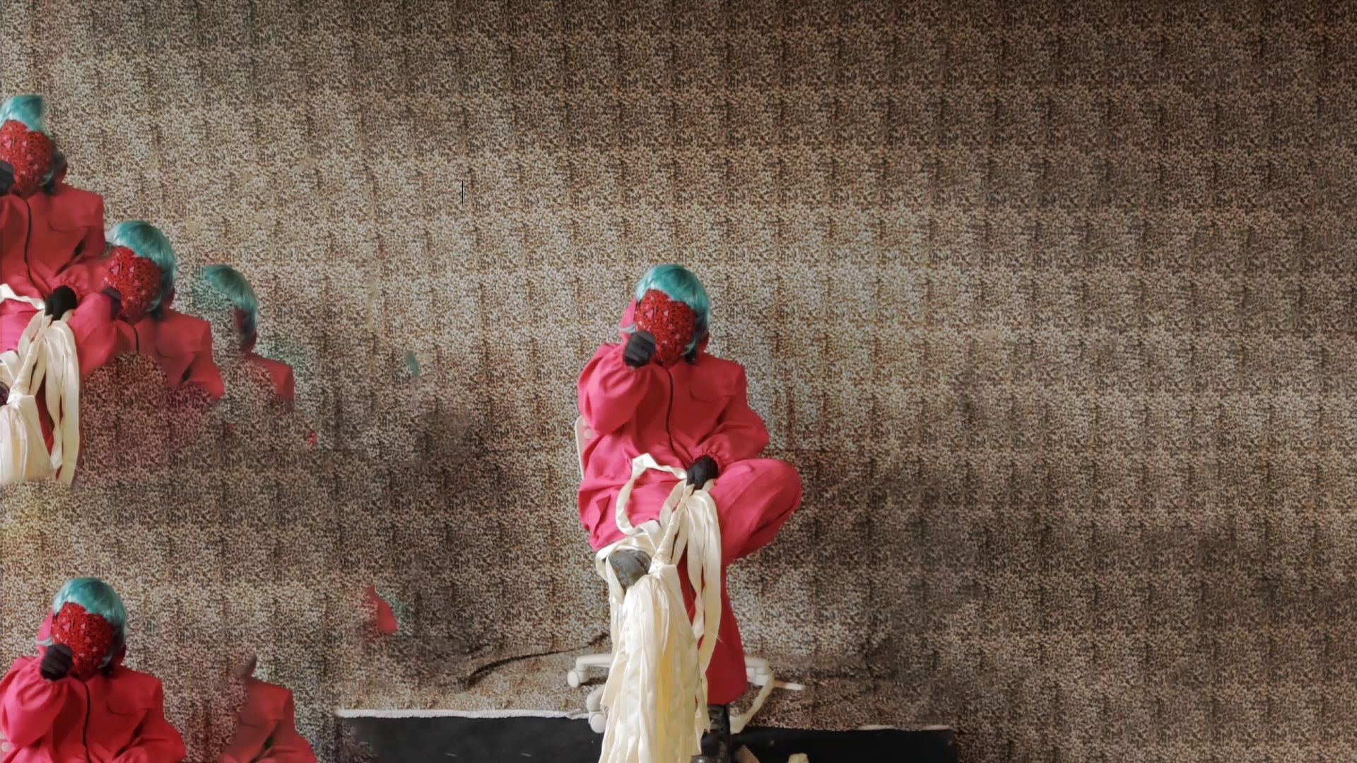 Kresiah Mukwazhi, Rakazvirova rikazhamba (it (the cock) hit itself and it cried), 2023, video still