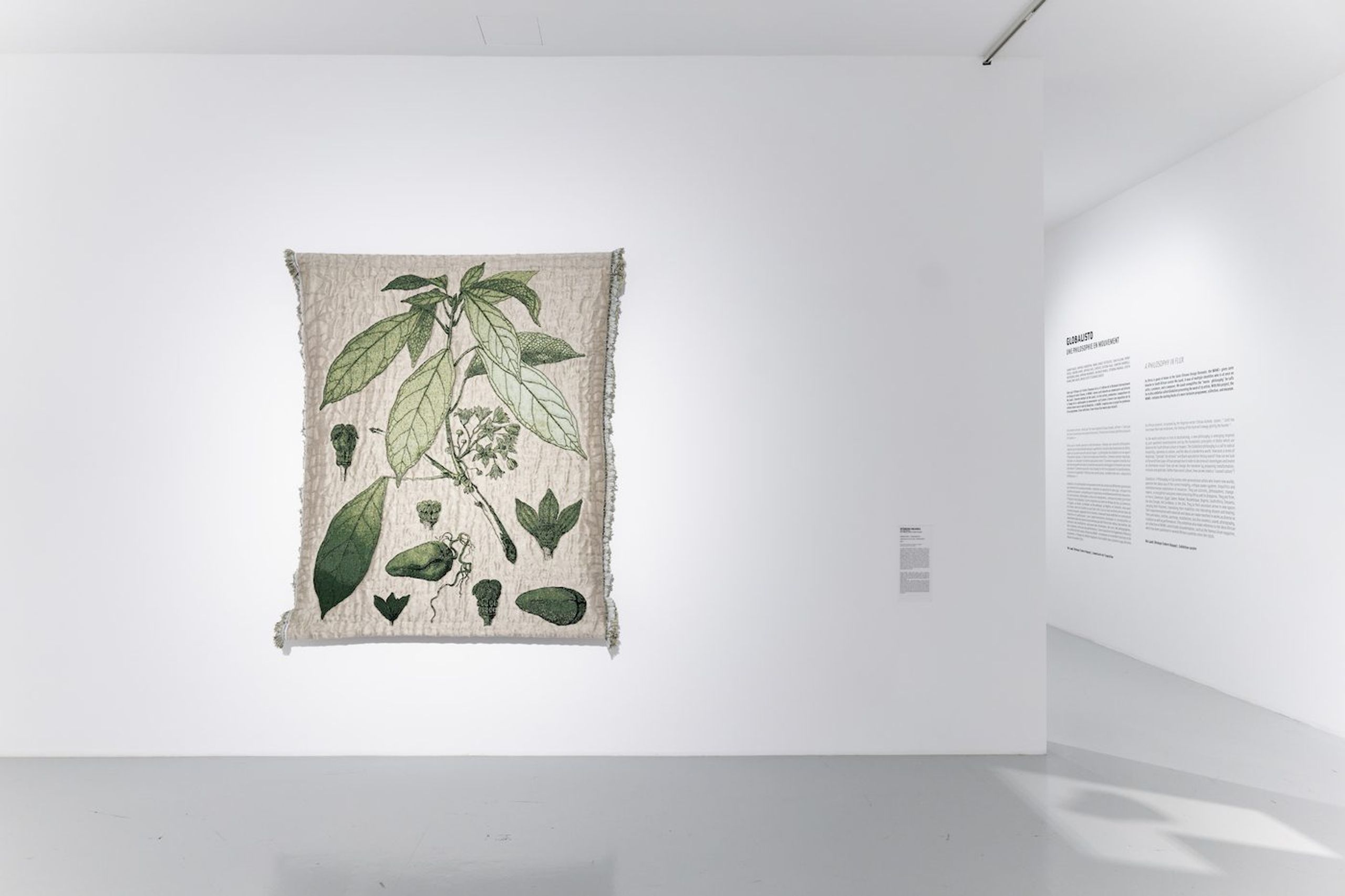 Otobong Nkanga, Kolanut tales – Dismembered, 2016, woven/spun textile, polyester, organic cotton, linen, acrylic. Coutesy Otobong Nkanga & Galerie In Situ-fabienne leclerc, Grand Paris. View of the exhibition Globalisto. A Philosophy in Flux at the Musée d’art moderne et contemporain de Saint-Étienne Métropole, from June 25th to October 16th, 2022. Crédit photo : C. Cauvet / MAMC+