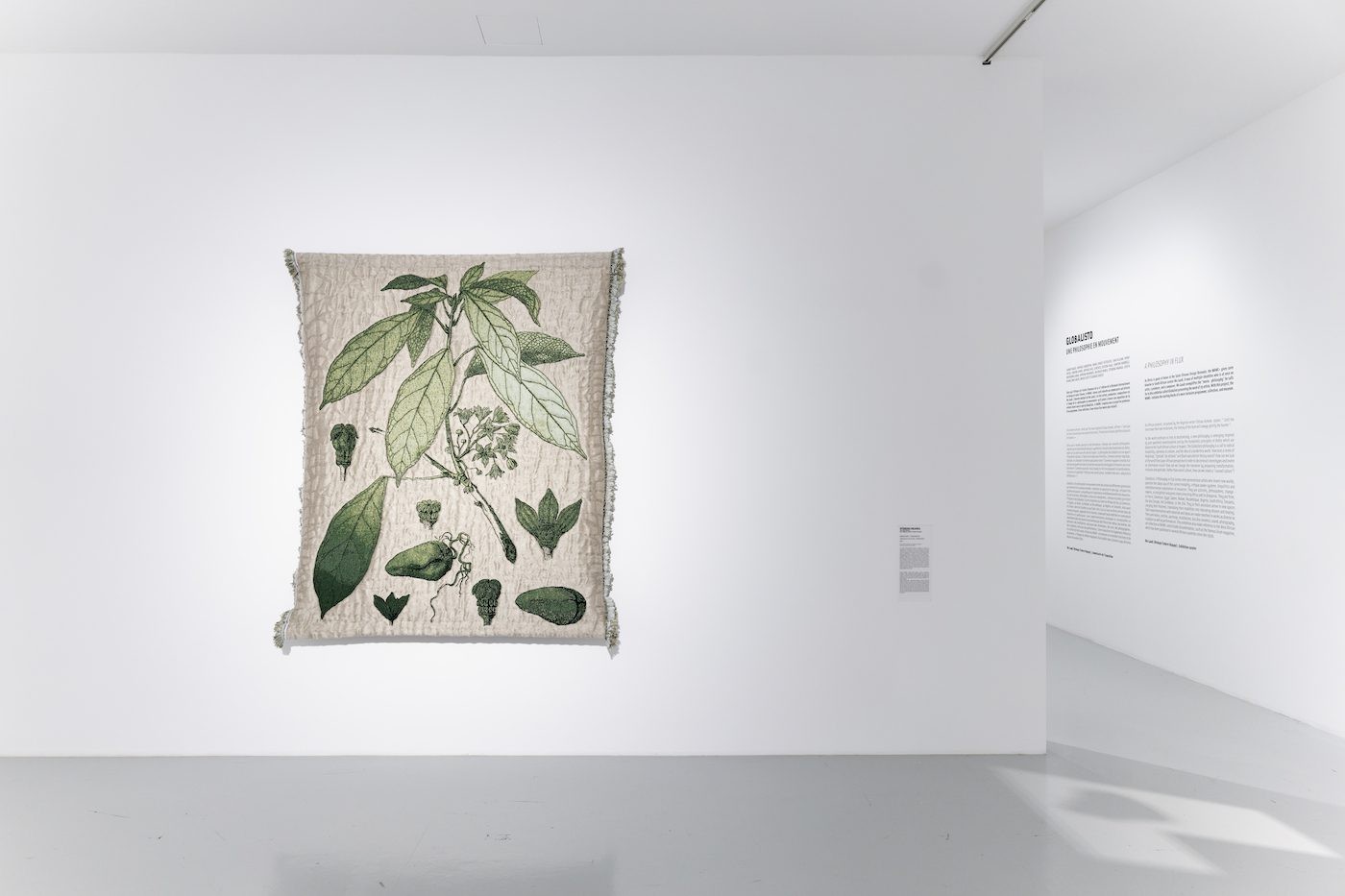 Otobong Nkanga, Kolanut tales – Dismembered, 2016, woven/spun textile, polyester, organic cotton, linen, acrylic. Coutesy Otobong Nkanga & Galerie In Situ-fabienne leclerc, Grand Paris. View of the exhibition Globalisto. A Philosophy in Flux at the Musée d’art moderne et contemporain de Saint-Étienne Métropole, from June 25th to October 16th, 2022. Crédit photo : C. Cauvet / MAMC+