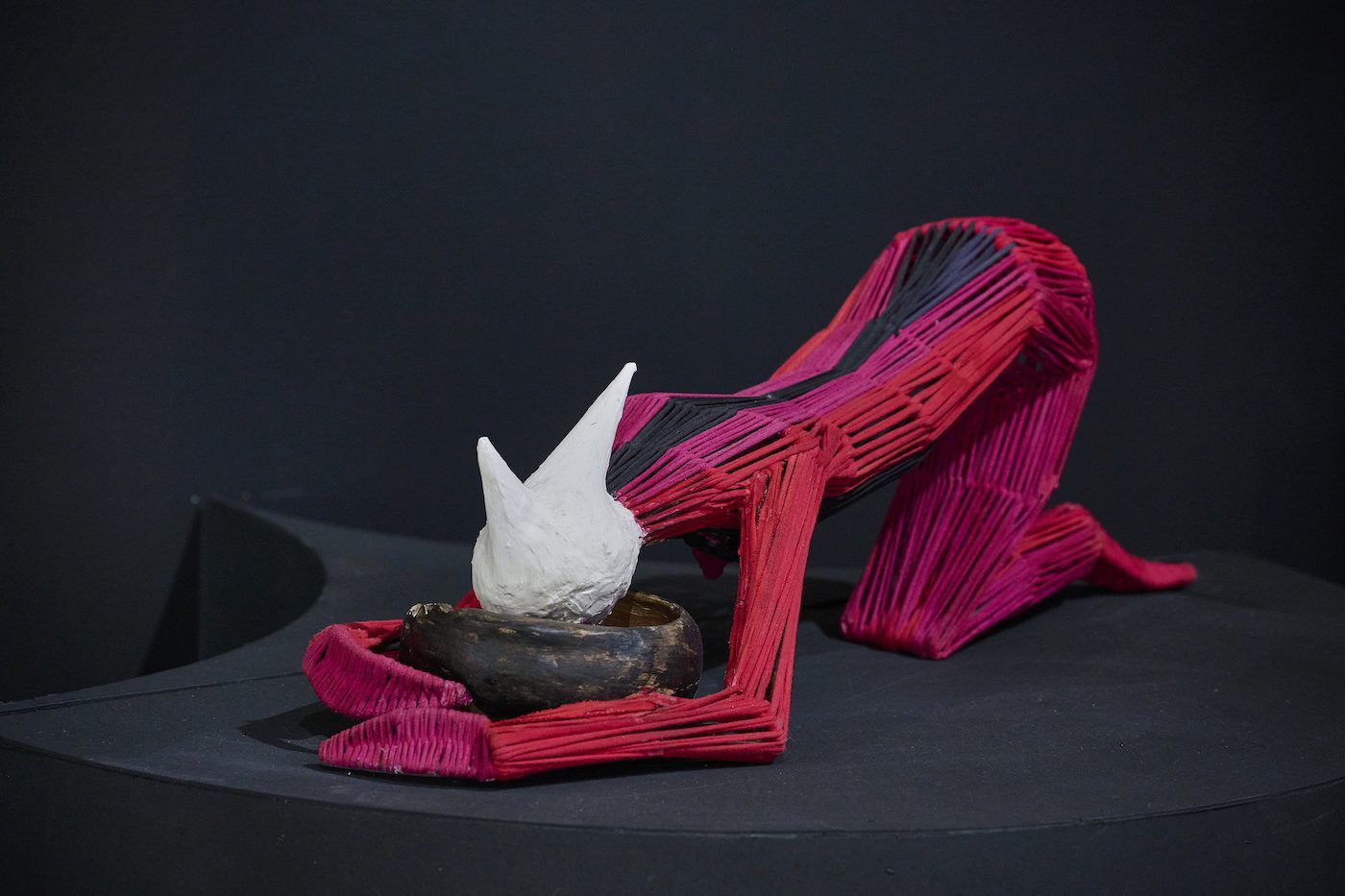Elisia Nghidishange, The Censory Woman, 2022. 15. Triennial Kleinplastik Fellbach, 2022, Photo: Peter Hartung
