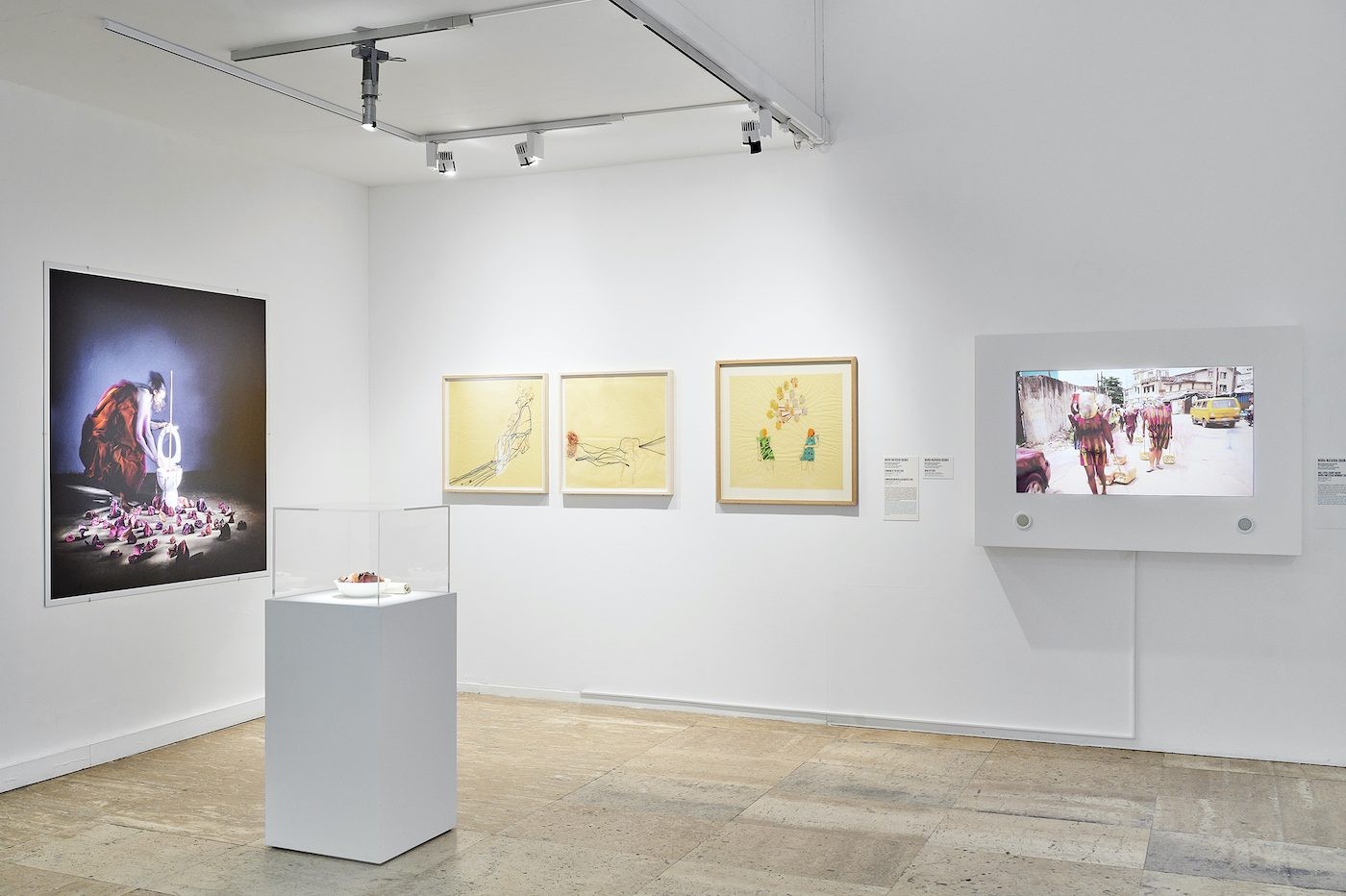 Stacey Gillian Abe (left); Wura-Natasha Ogunji (center). “The Power Of My Hands”, Musée d’Art Moderne de la ville de Paris, 2021. Photo: Pierre Antoine