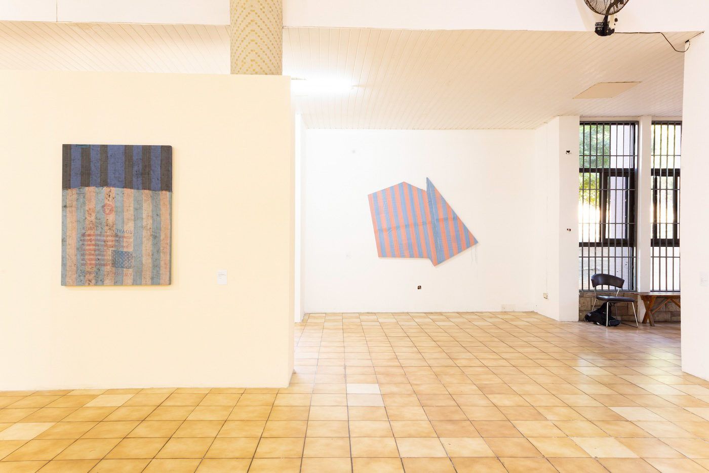 Installation View of “Elolo Bosoka: What he saw sees when he went goes strolling“ at Museum of Science and Technology (MST), Accra. September 12th – October 30th, 2024. Courtesy of the artist.