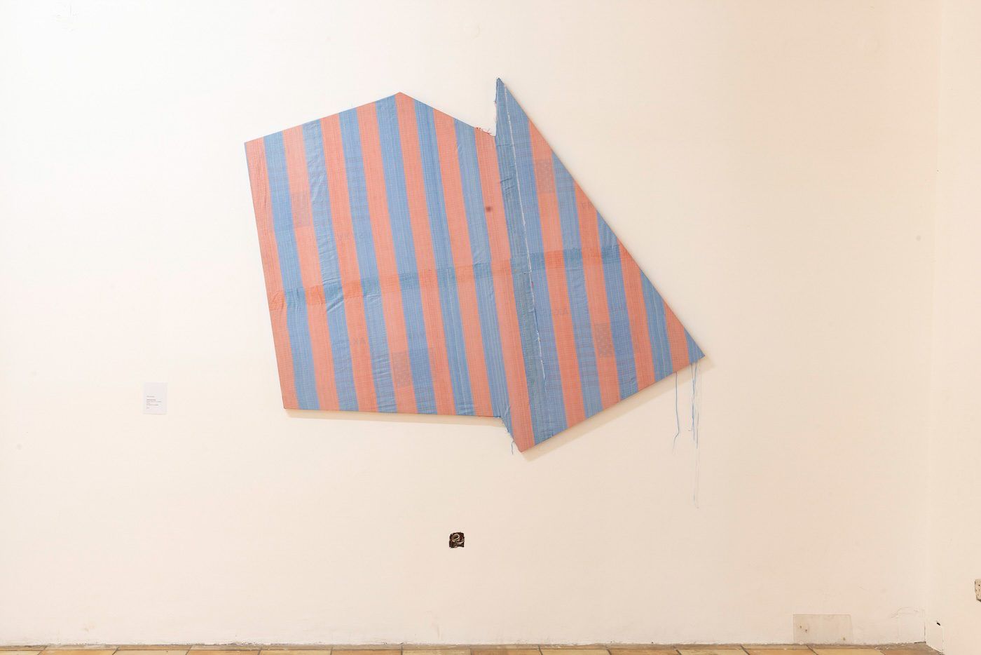 Installation View of “Elolo Bosoka: What he saw sees when he went goes strolling“ at Museum of Science and Technology (MST), Accra. September 12th – October 30th, 2024. Courtesy of the artist.