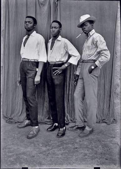 Seydou Keïta. Untitled, 1952-56. Silver print. Contemporary African Art Collection © Seydou Keïta / SKPEAC / photo courtesy CAAC – The Pigozzi Collection, Geneva