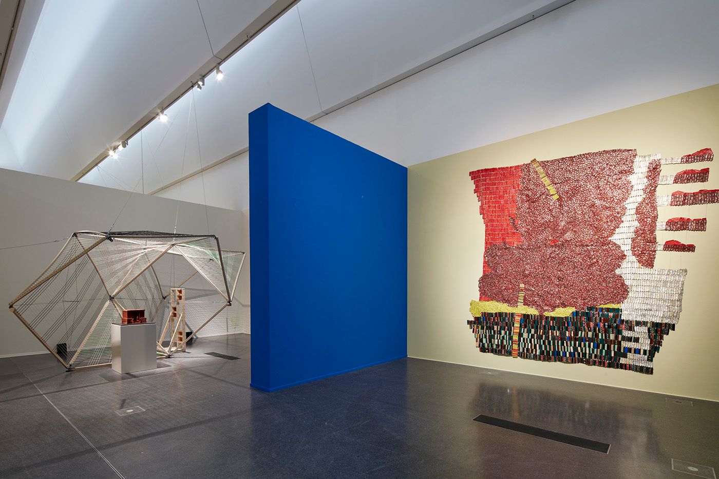 El Anatsui, Sovereignty, Installation, 2021. DK Osseo-Asare, Fufuzela. Photo: Jürgen Spiler/Dortmunder U.