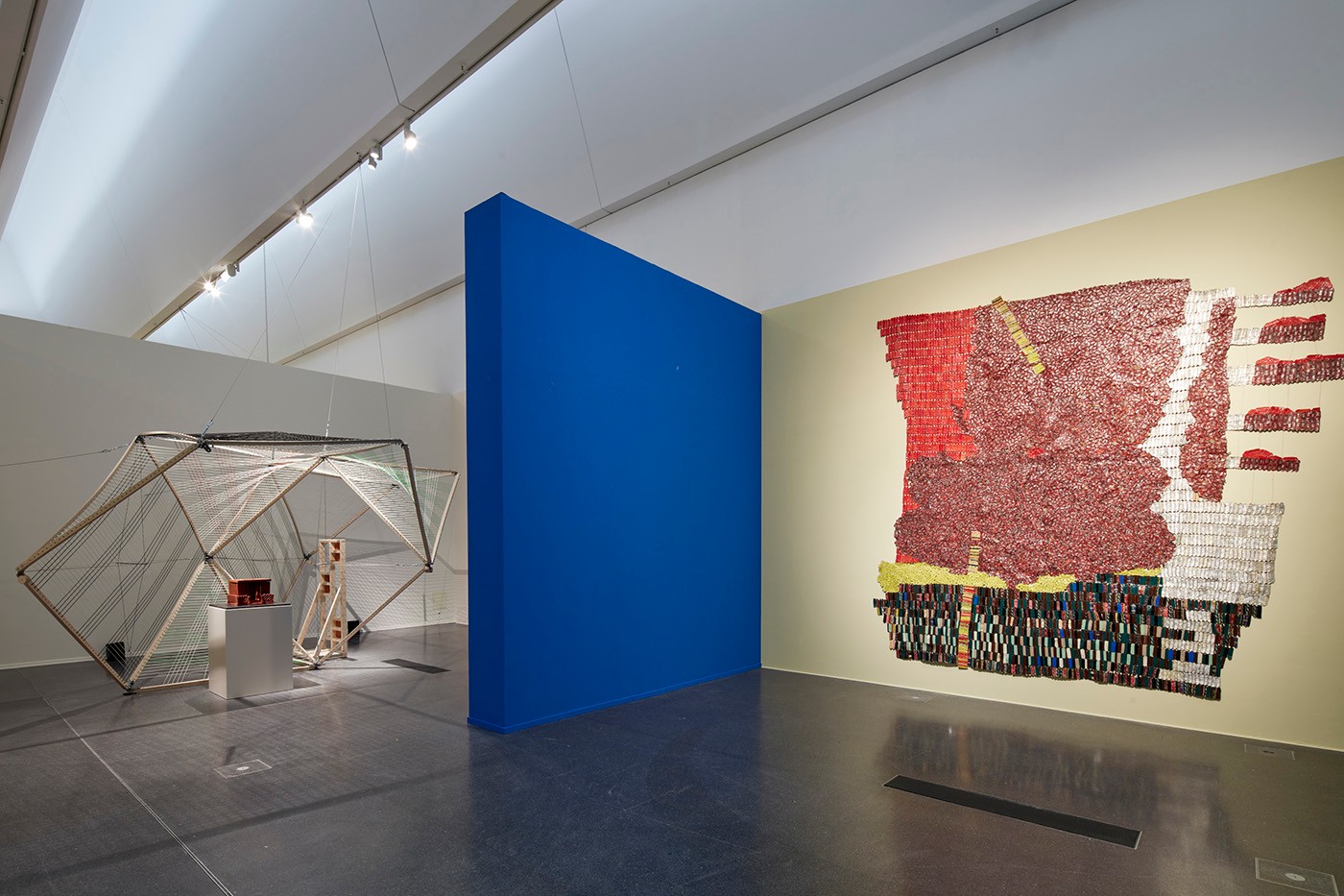 El Anatsui, Sovereignty, Installation, 2021. DK Osseo-Asare, Fufuzela. Photo: Jürgen Spiler/Dortmunder U.