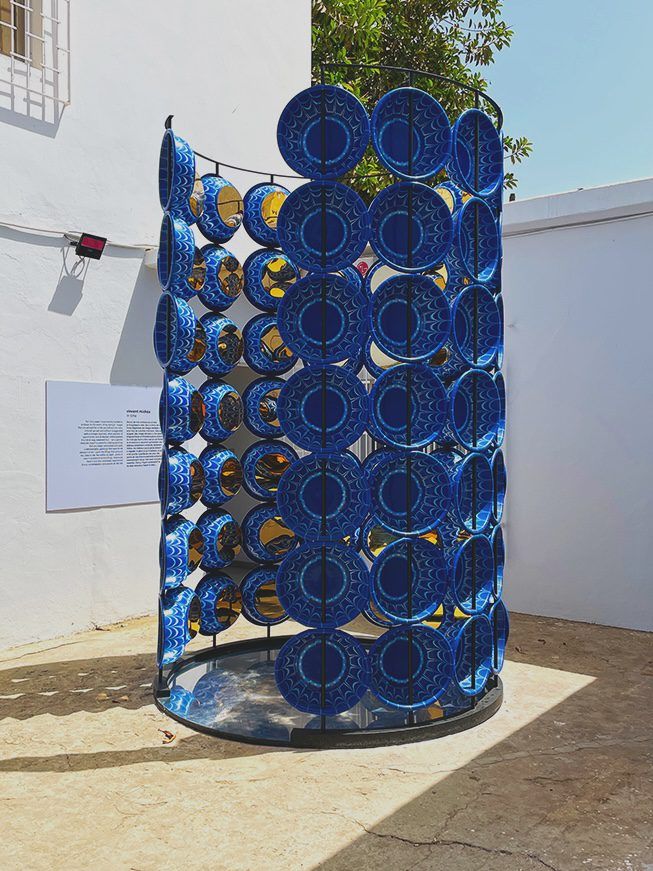 Installation view of “Salu Iwadi Studio, Water Basin Totem – A Matter of love“ at Résidence Les Viviers. Photo: Keren Lasme