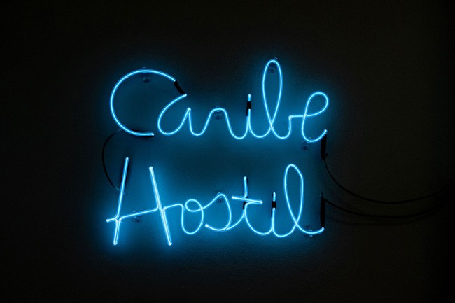 Trópico es Político: Arte Caribeño Bajo el Régimen De La Economía Del Visitante