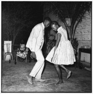 Malick Sidibé, Nuit de Noël (Happy Club), 1963 Gelatin silver print © Malick Sidibé Courtesy MAGNIN-A, Paris