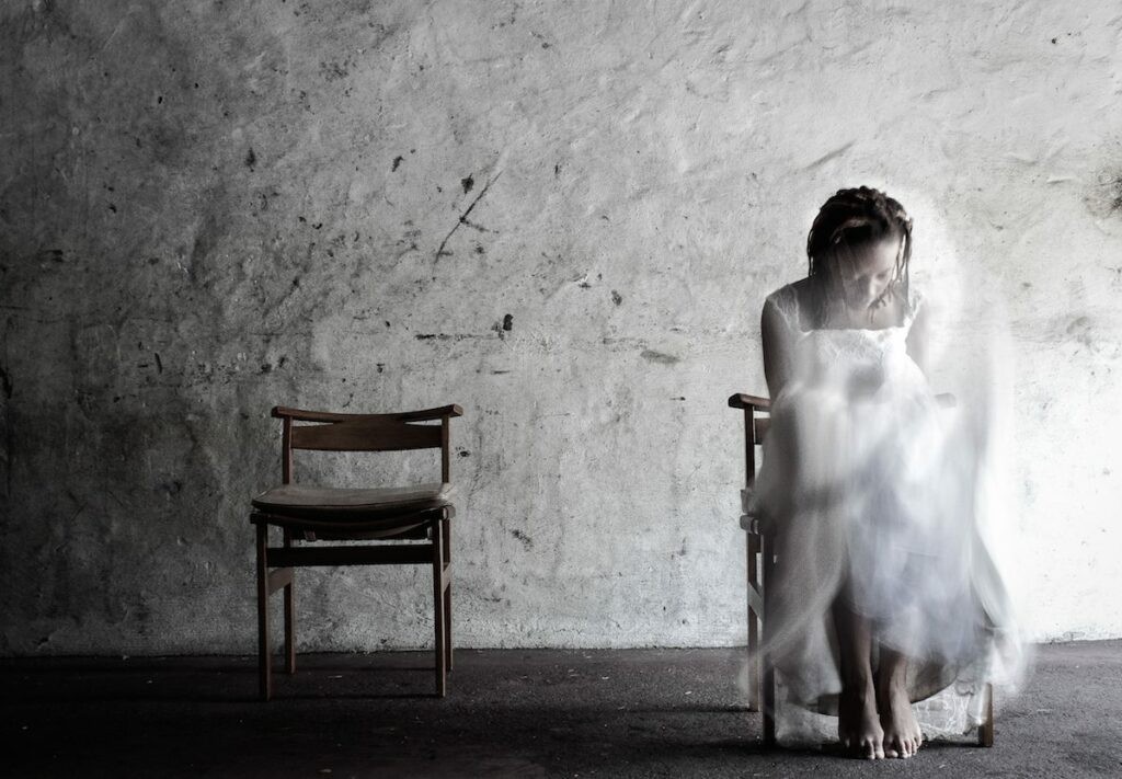 A Conversation I, Entre-de-Lado, 2013, Johannesburg, Courtesy of the Artist,