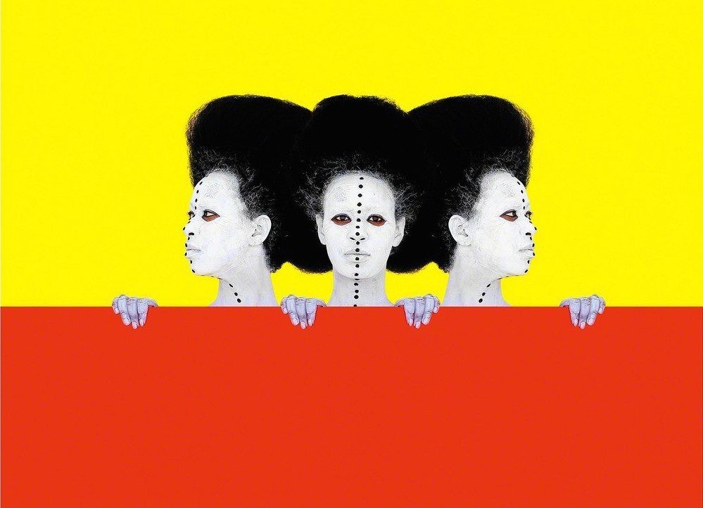 Icons & Avatars – Group Show