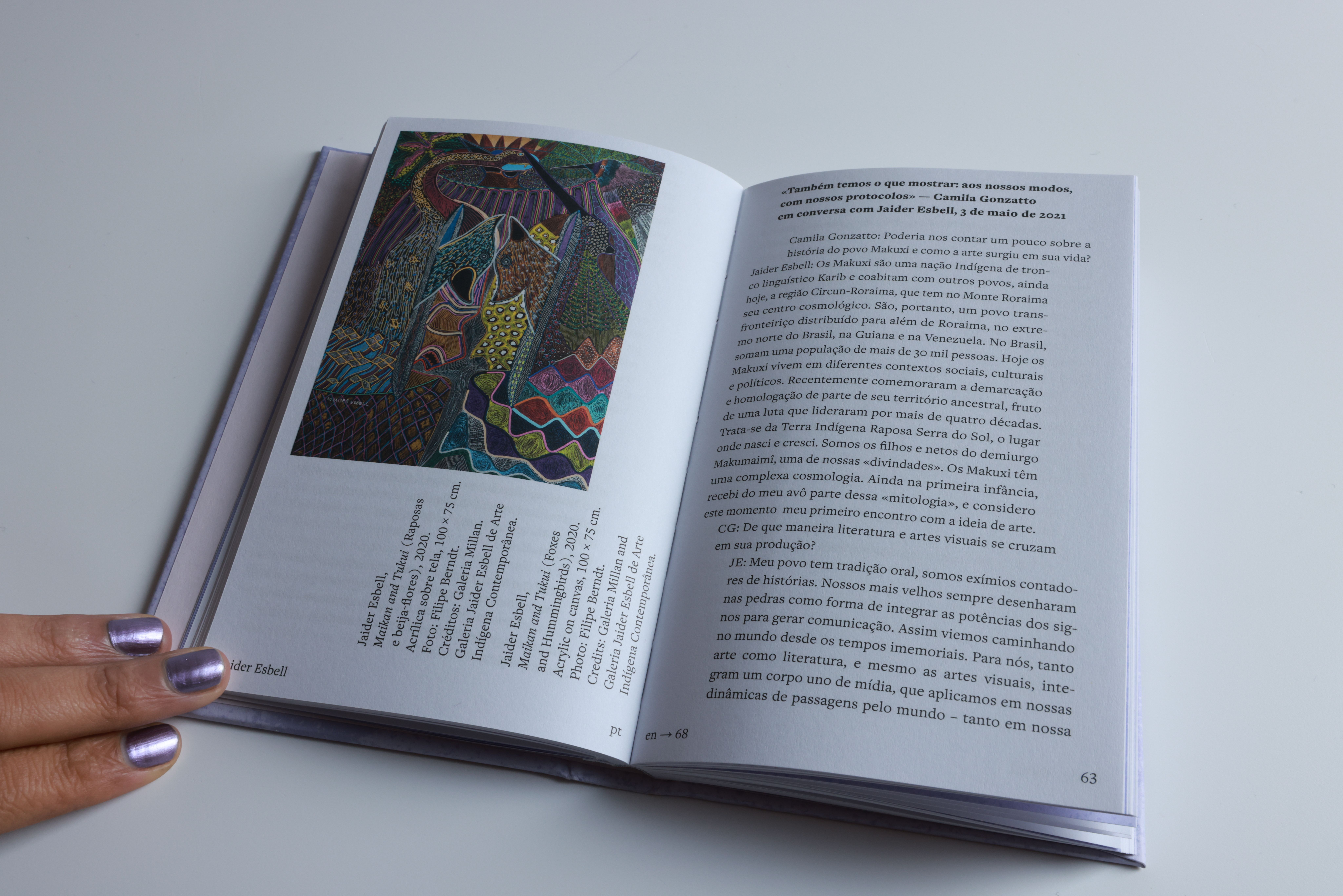 All that it holds. Tout ce qu’elle renferme. Tudo o que ela abarca. Todo lo que ella alberga.