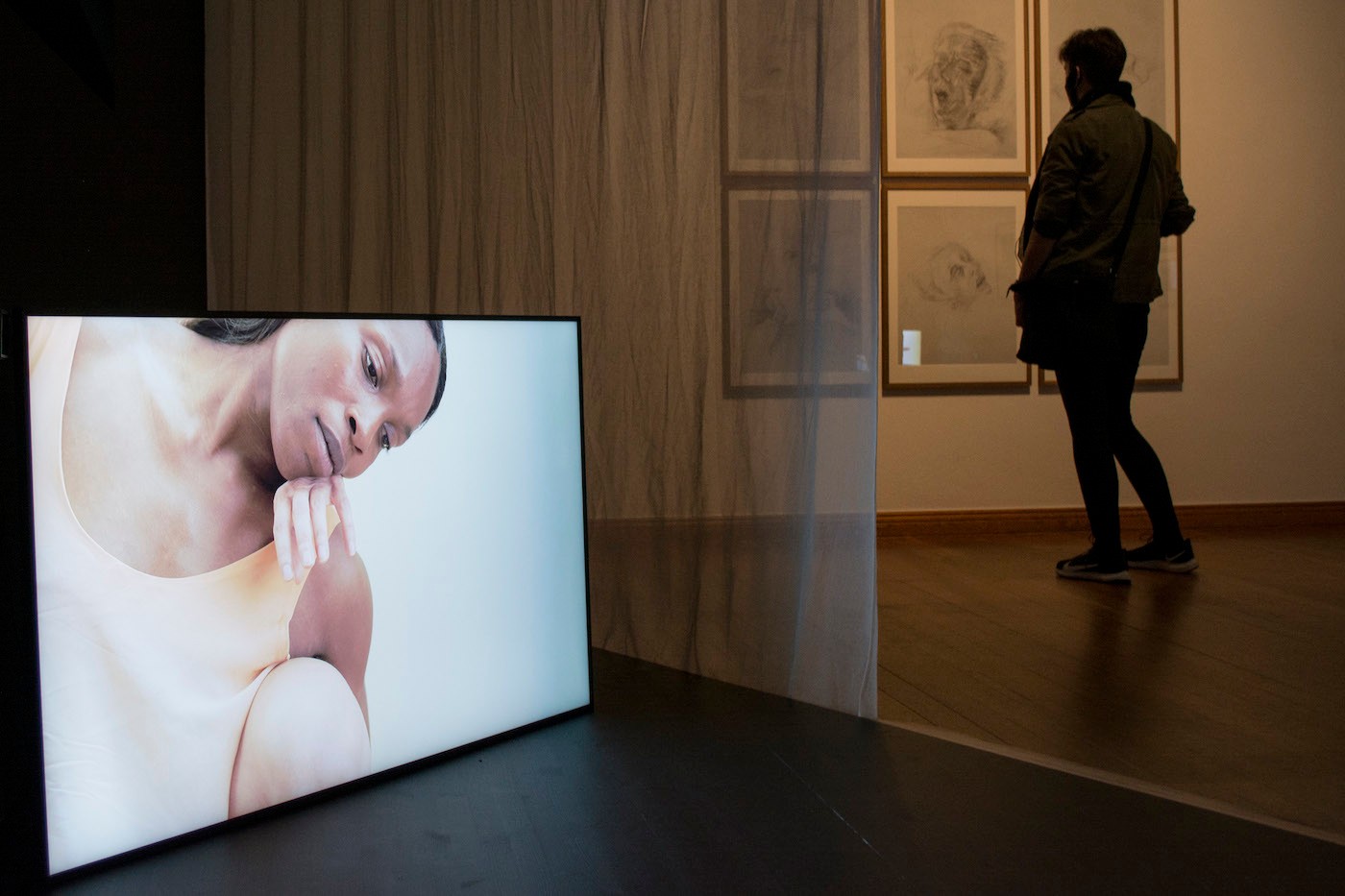 Katarina Zdjelar, Not a Pillar Not a Pile, video, 2017. 11th Berlin Biennale, Martin-Gropius-Bau Berlin.