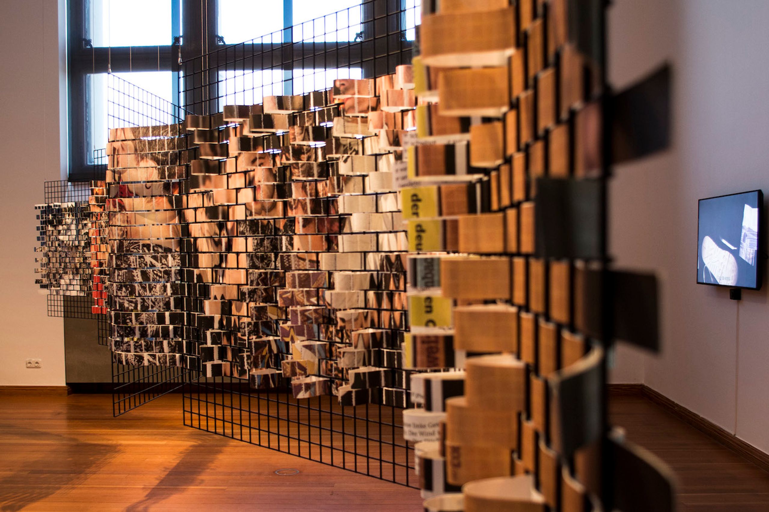 Aykan Safoğlu, installation. 11th Berlin Biennale, Martin-Gropius-Bau Berlin.