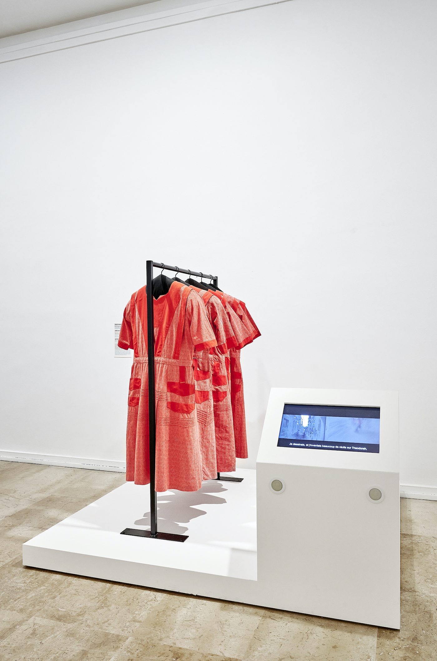 Senzeni Marasela. “The Power Of My Hands”, Musée d’Art Moderne de la ville de Paris, 2021. Photo: Pierre Antoine