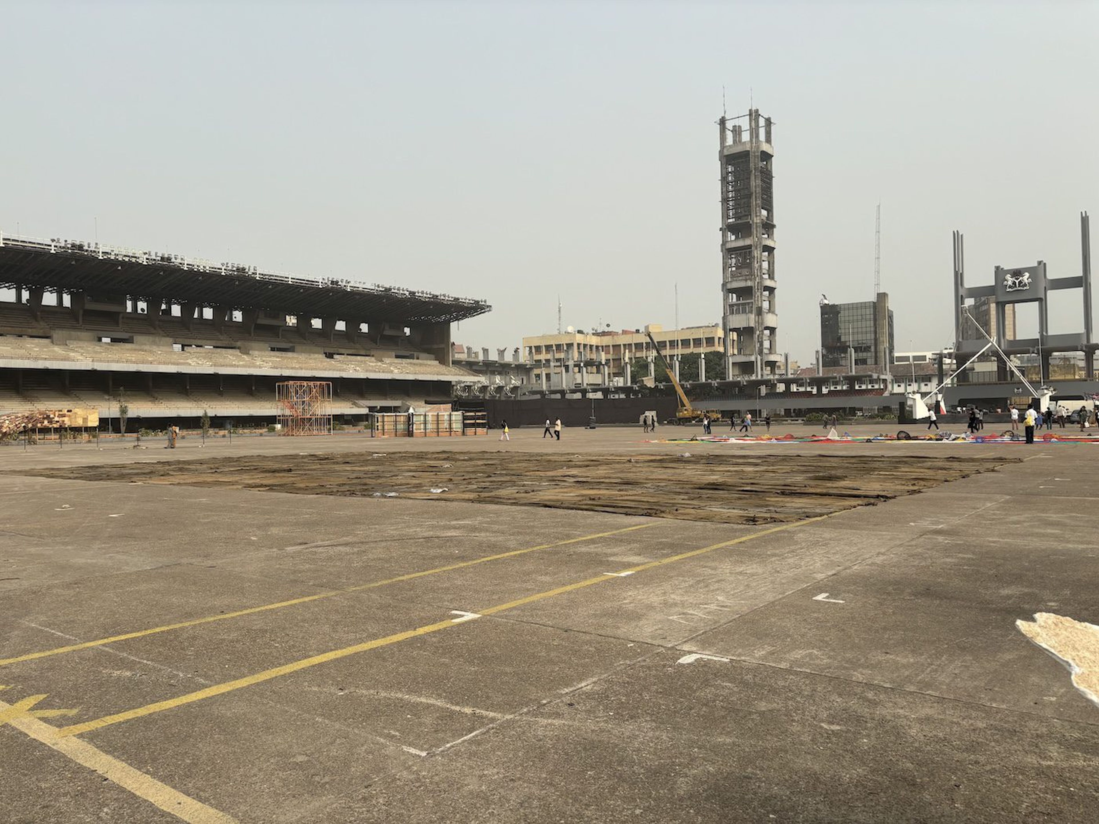 Ibrahim Mahama, Yakachana, 2012 – 2024. Installation view of Lagos Biennale 2024 at Tafawa Balewa Square. Photo: Sinazo Chiya