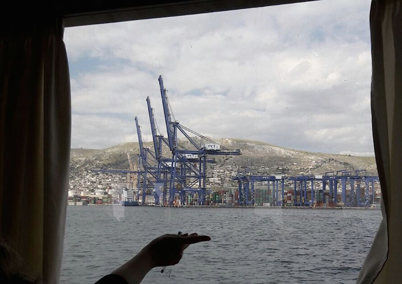 In the Surrounds of History