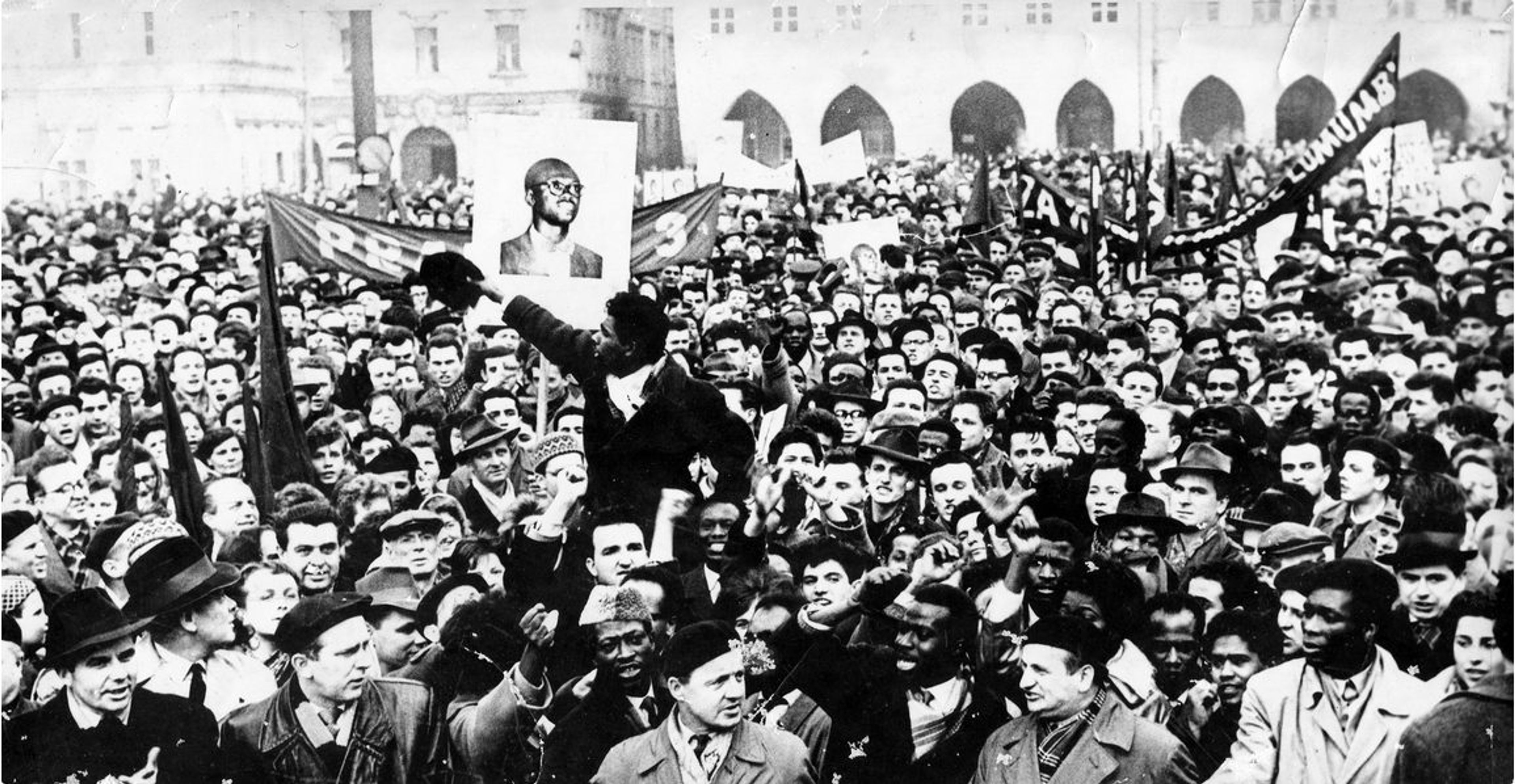 Film and Clashing Political Agendas in 1960s Czechoslovakia - Contemporary And