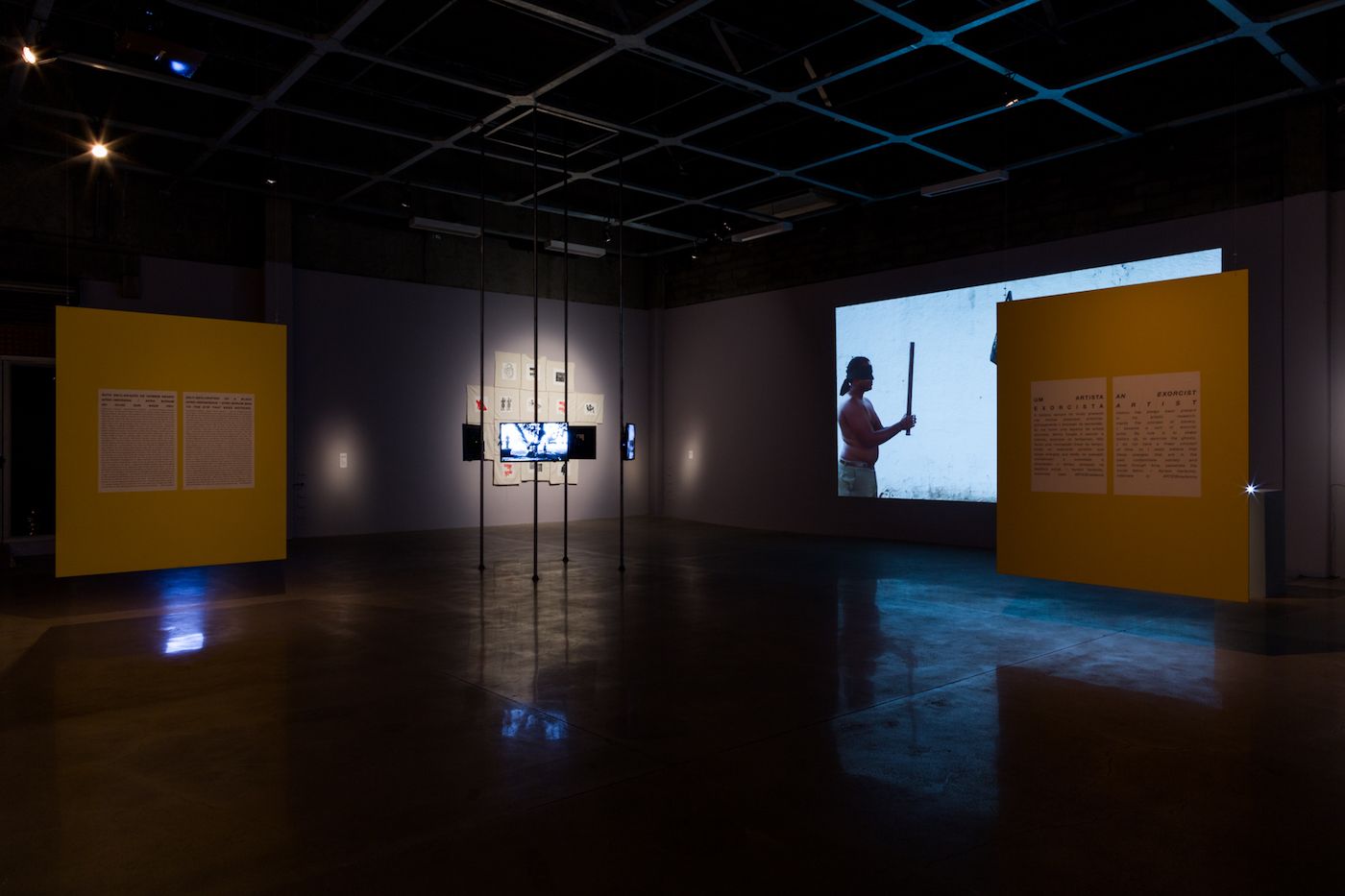 General View of Galpão Videobrasil. Exhibition Somos todxs negrxs?, São Paulo, 2017.