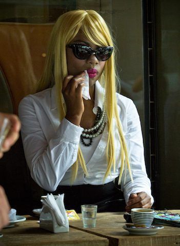 Renata Felinto, White Face, Blonde Hair, 2013). C-Print. Courtesy of the artist.