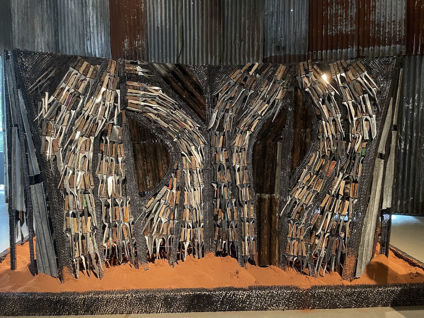 Wajukuu Art Projects, Ngugi Waweru, Kahiu Kogi gatemaga mwene, 2022. Installation view at documenta fifteen, Kassel. Photo: C&amp;