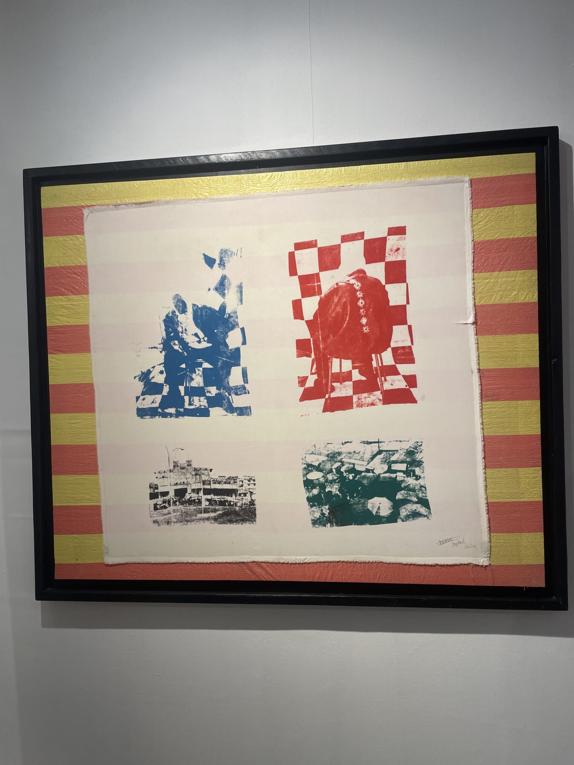 Djibril Dramé. Installation view of “Dem Dikk/ Via Vai“ exhibition at l’Institut culturel italien de Dakar. Photo: Khady | Senegalese Twisted