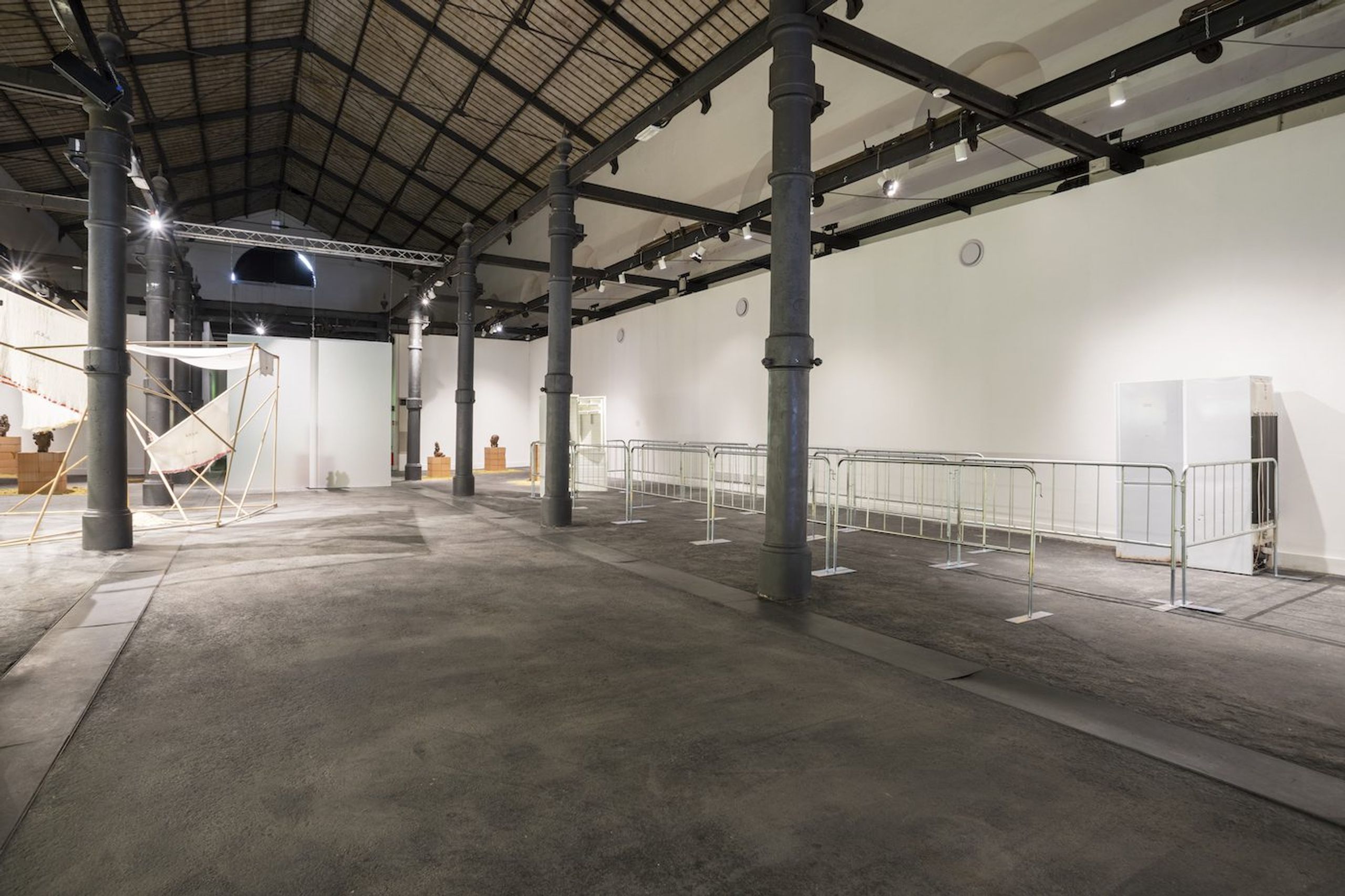 Christian Offmann. Installation View, SEDIMENTS. After Memory @ Mattatoio, Roma 2022 © SPAZIO GRIOT. Photo: Elia Buonora