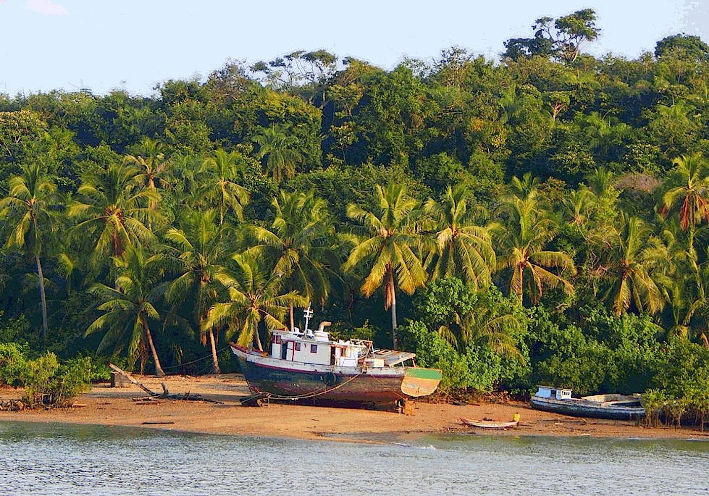 Yolanda Chois – Searching for Paths Towards Safer Shores