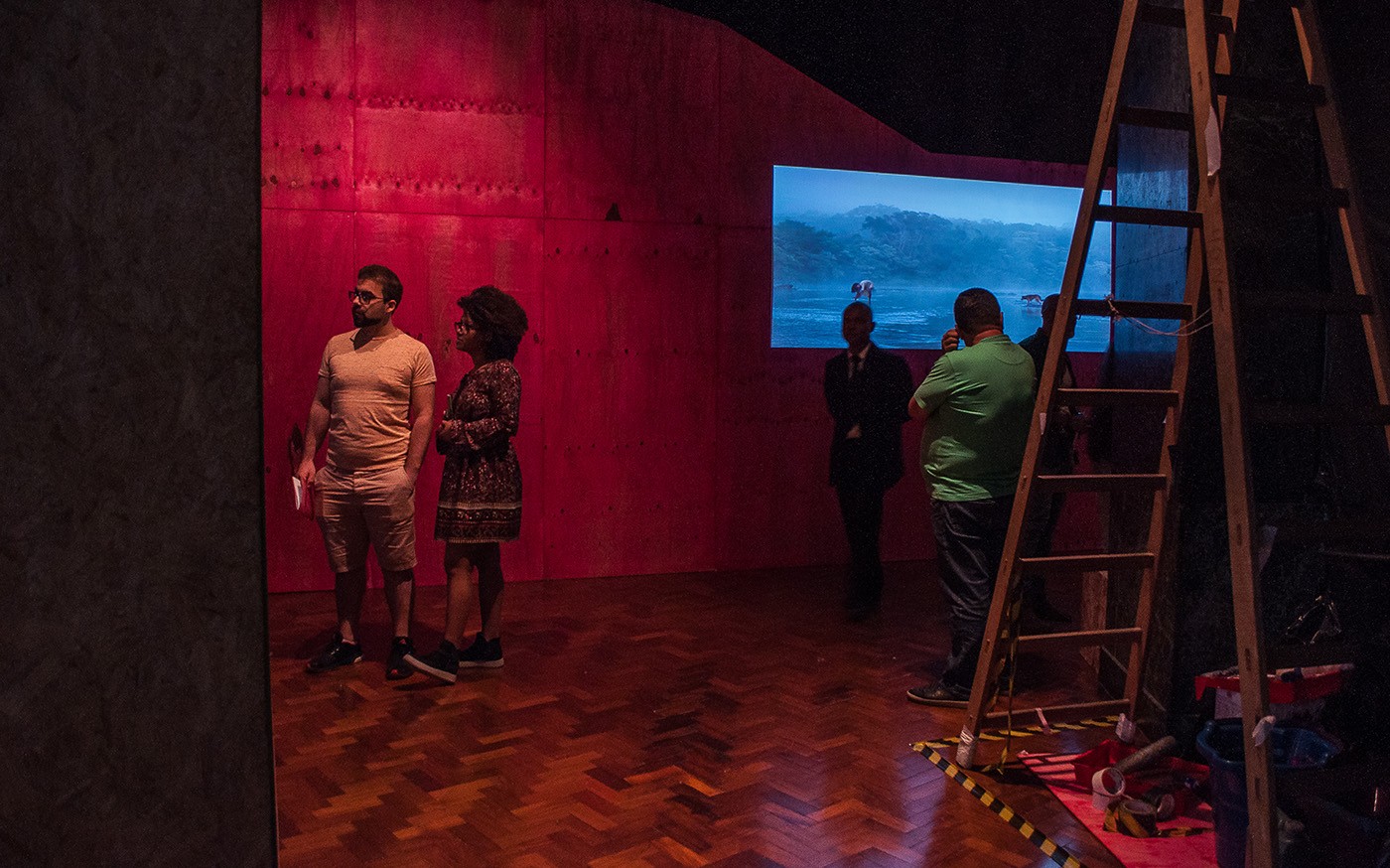 Interior of Negros Indícios Exhibition, Caixa Cultural, São Paulo, 2017. Photo: Barbara Cunha